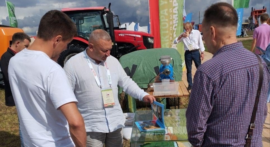 Продукция на Чемпионате России по пахоте