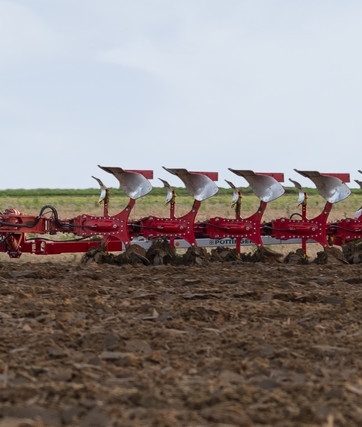 Оборотный плуг SERVO T 6000